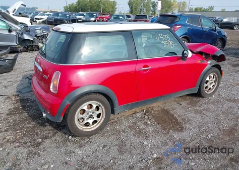 2004 Mini Cooper from USA, damaged, VIN WMWRC33454TC54385